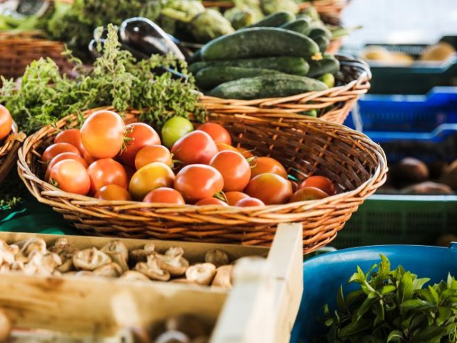 Marché bio à Argentan